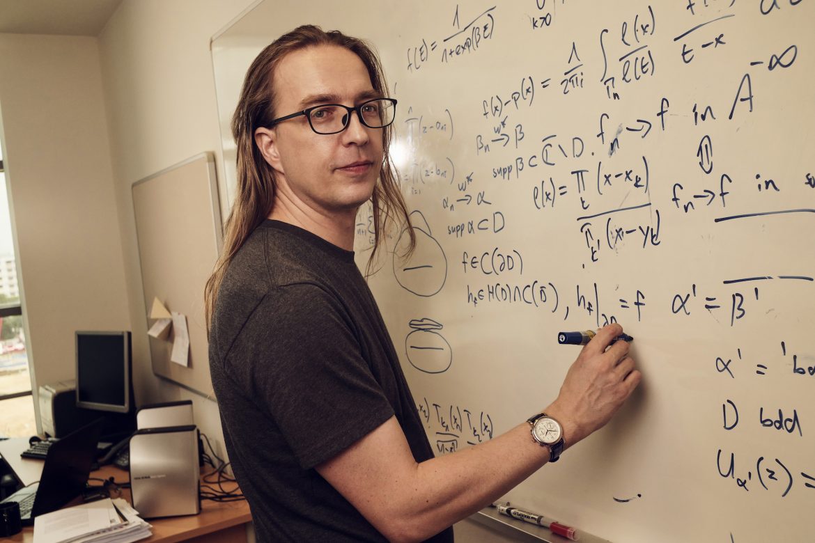 Curatedition-Anders-Gustavsson-Feature