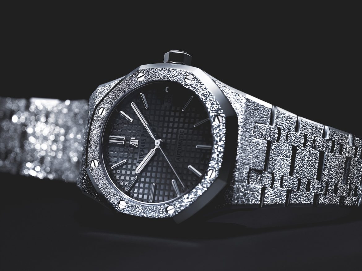 Audemars Piguet Royal Oak Frosted Gold Self-Winding_Featured2
