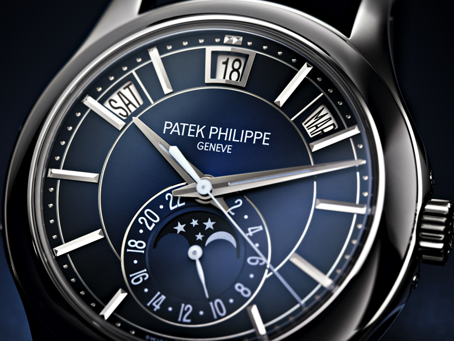 PatekPhilippe_5205G_Annual Calendar Moon Phase